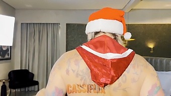 Mrs. Claus Showcasing Her Sexy Rear End To A Well-Behaved Youngster. View The Explicit Content On Cassiflix.