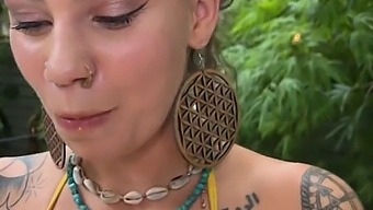 Busty Hippie Gives A Pov Blowjob In Exclusive Scene