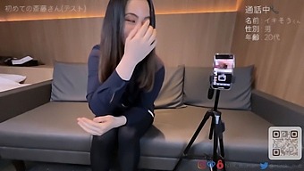 Amateur Housewife Records Herself Squirting During Phone Call